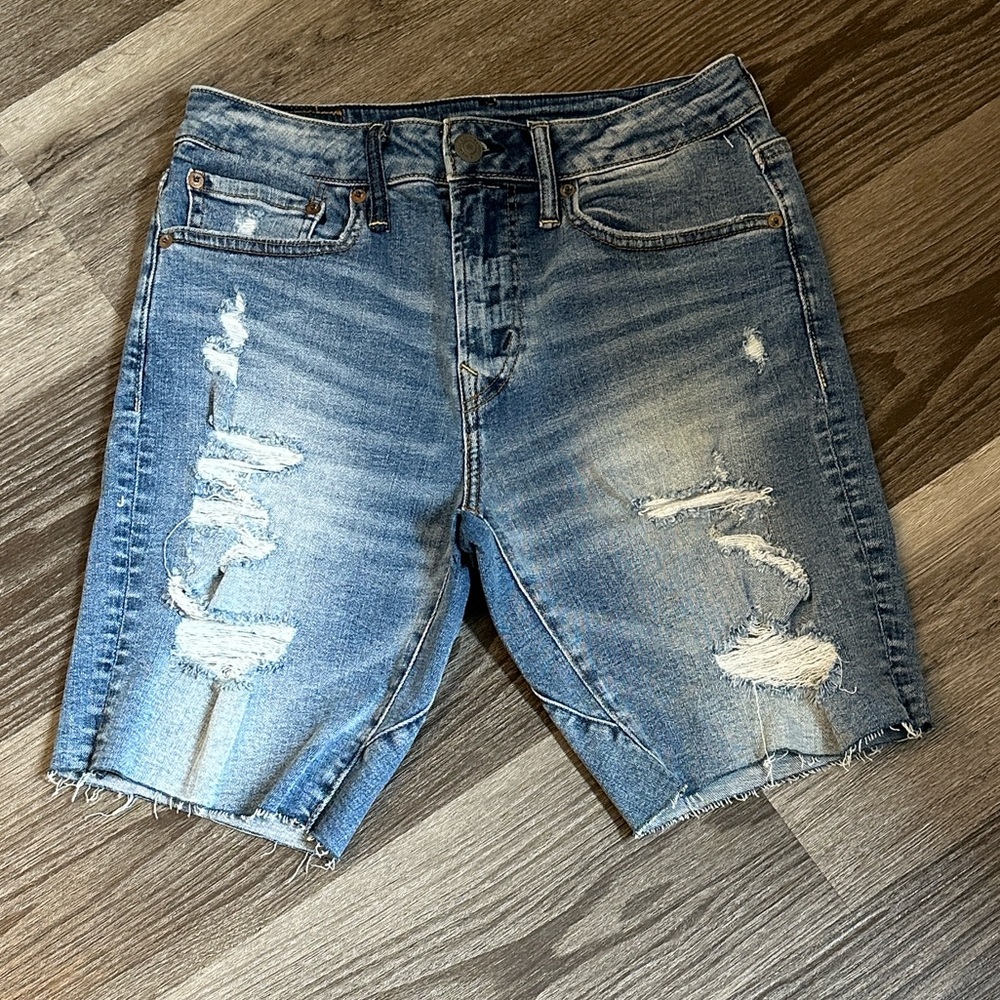 American Eagle Outfitters Light Blue Jean Shorts - Picture 2 of 9